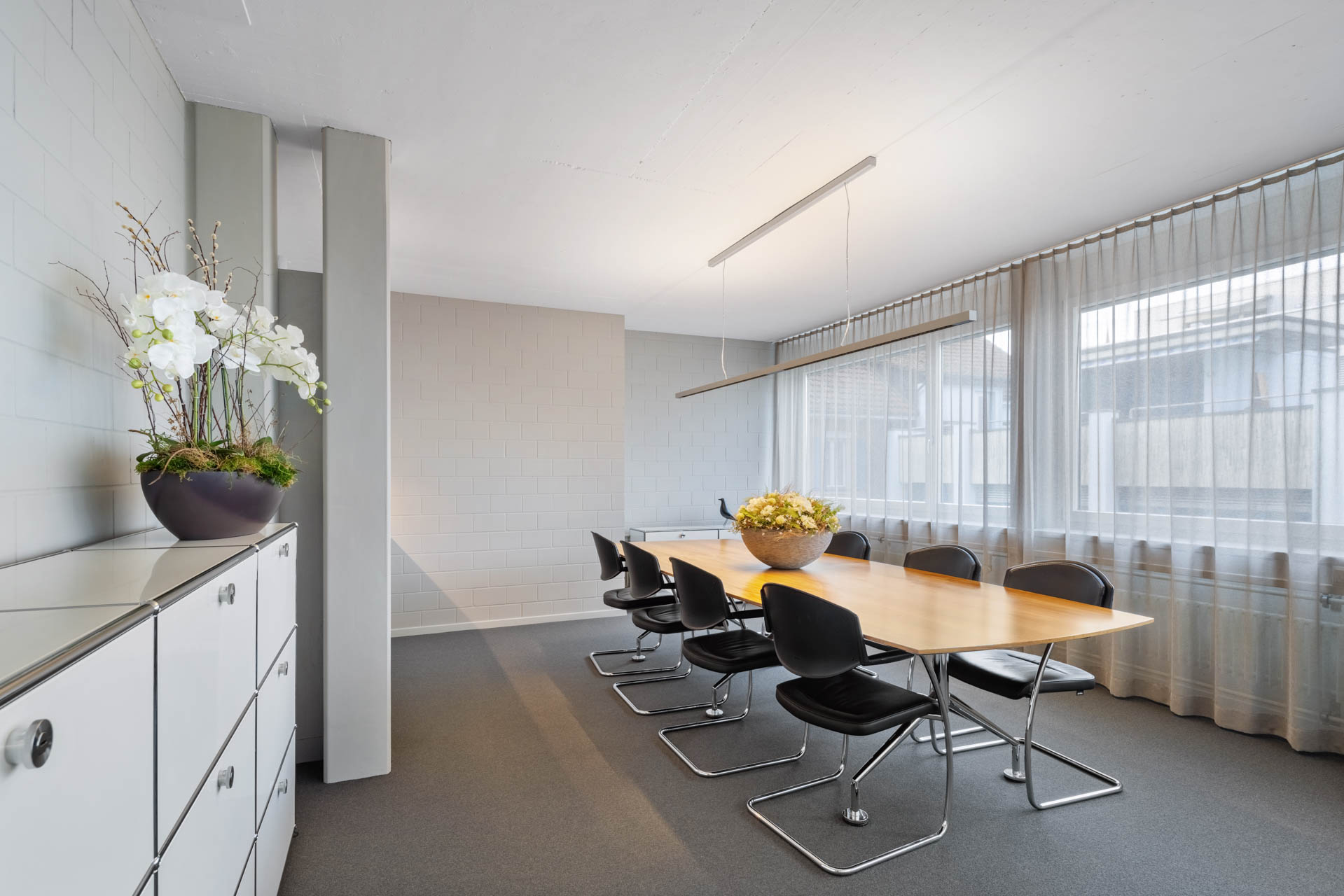 Sitzungszimmer Käch Recht Muri AG Anwaltskanzlei